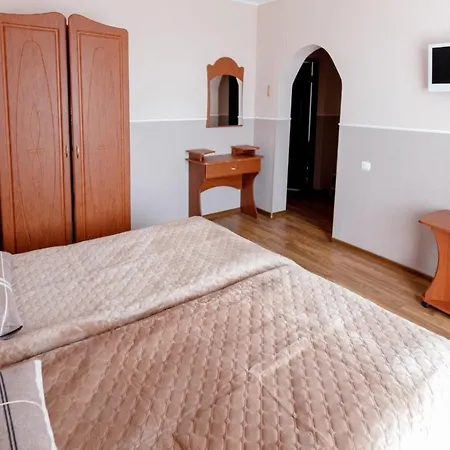 Hotel едельвейс