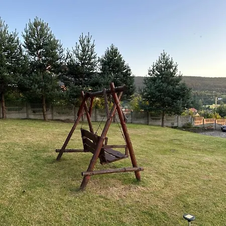 Hotel Готель Едельвейс *