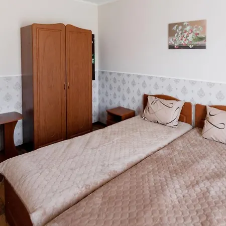 Готель Едельвейс Skhidnytsia